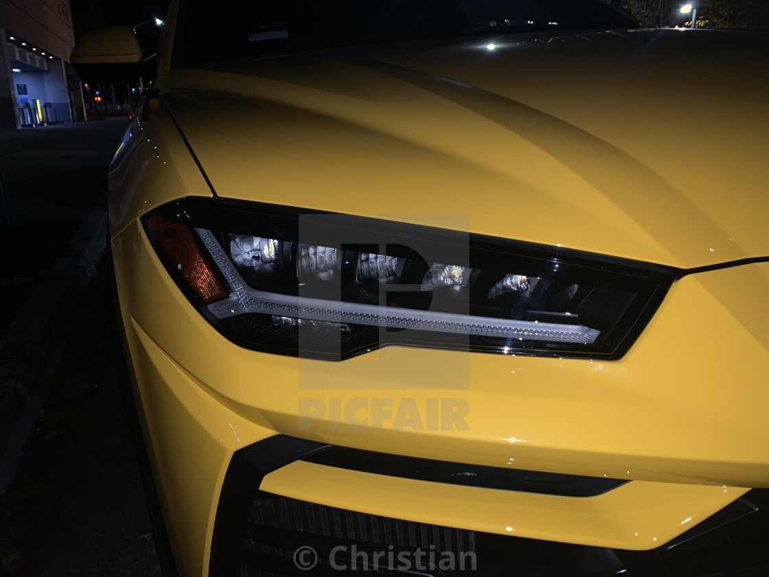 Lamborghini headlights clearance