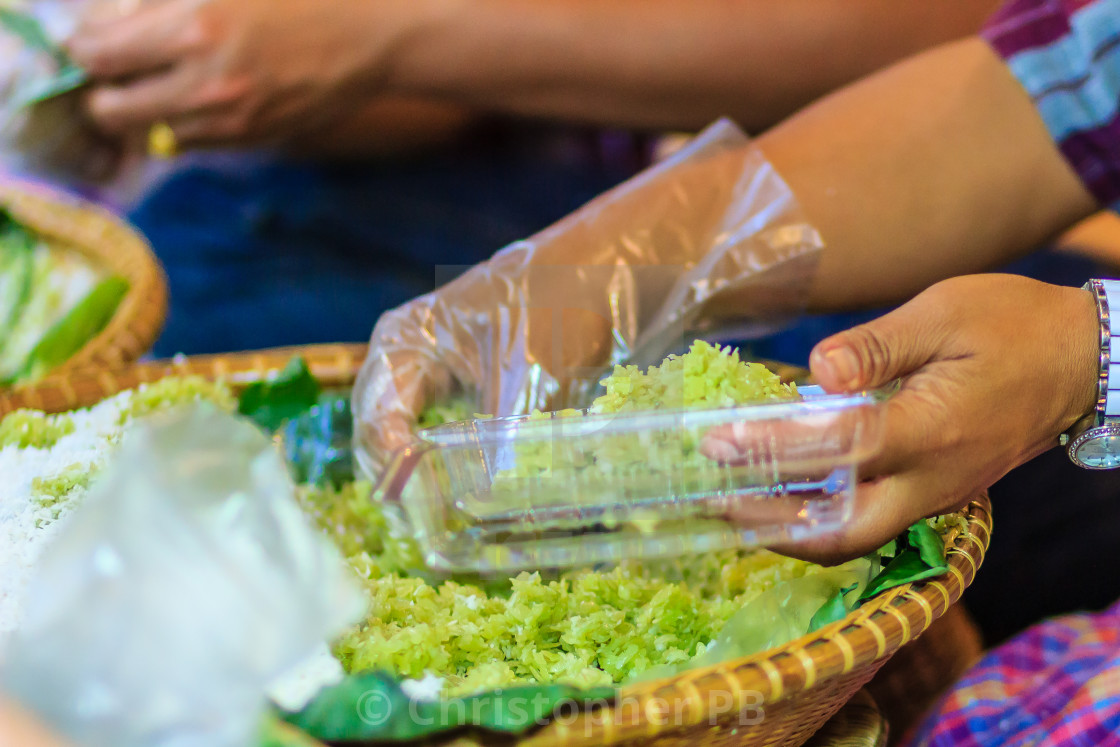 Thai Vendor Is Selling Shredded Rice Grain Dessert To The Customer At Night License Download Or Print For 1 24 Photos Picfair .shredded pork, hot & sour shredded pork rice bowl, shredded pork in achiote sandwich. picfair