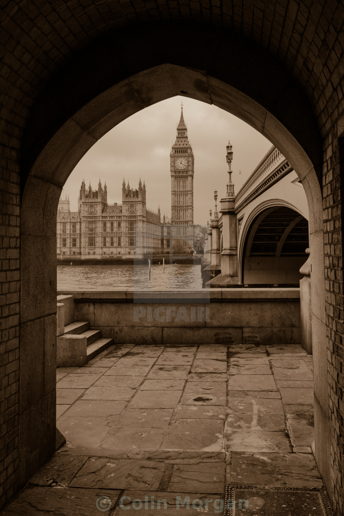 "Westminster & Big Ben through the Arch Sepia" stock image