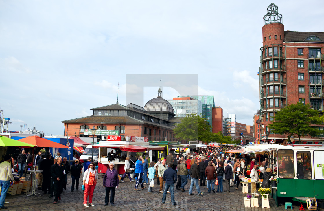 Fish Market In Hamburg License Download Or Print For 8 68 Photos Picfair
