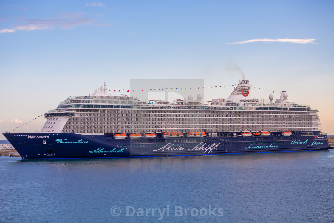 Mein Schiff 5 In Palma License Download Or Print For