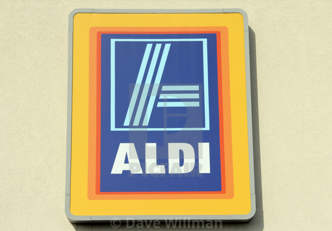 Aldi Sign On A Building Store Front License Download Or Print For 7 44 Photos Picfair Close all print jobs, reboot and run the same aldi does not have online applications. picfair