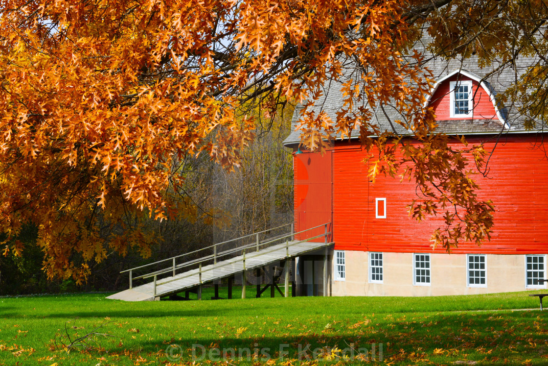 Round Barn License Download Or Print For 12 40 Photos Picfair