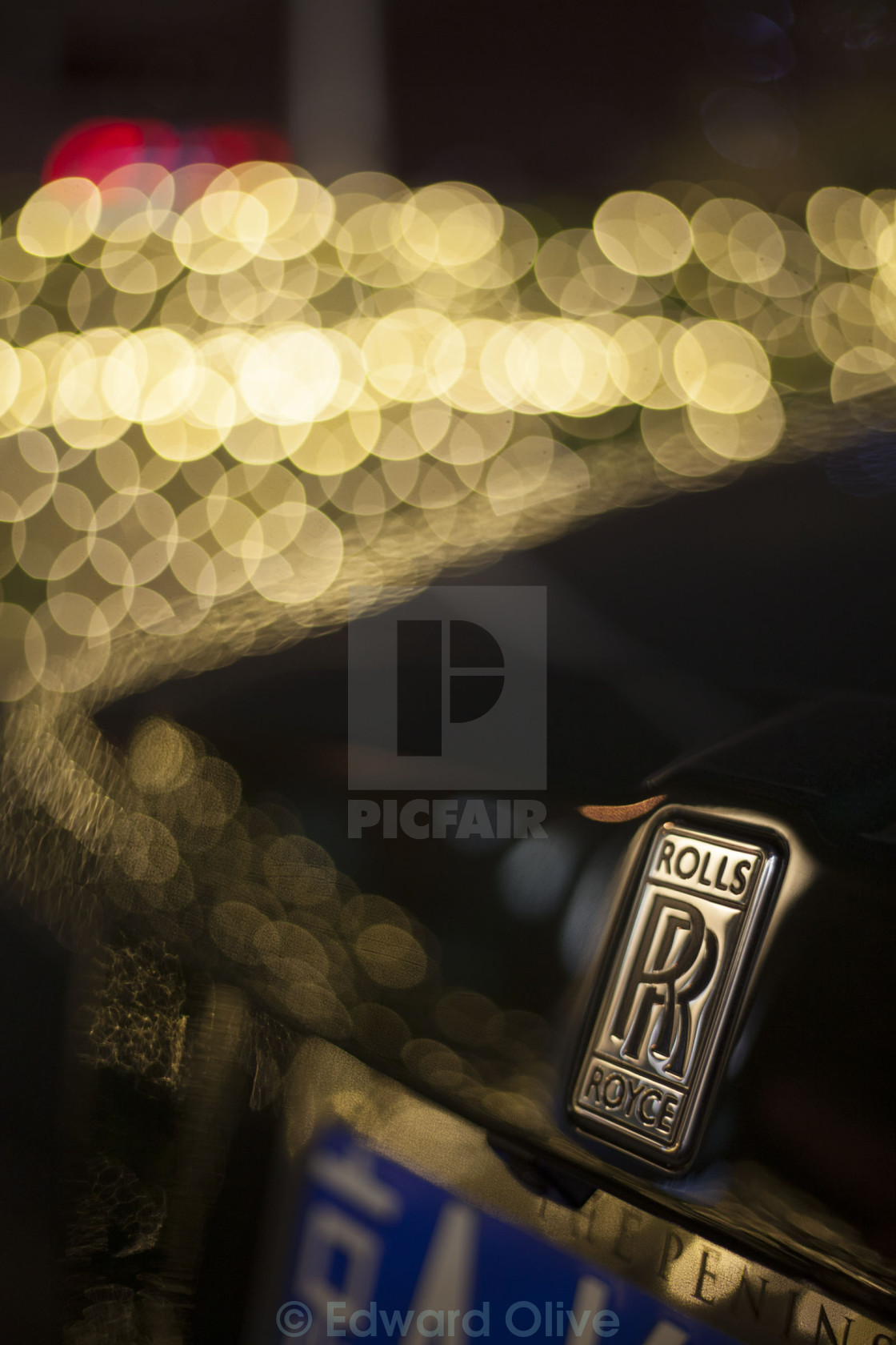 Rolls Royce Luxury Sports Saloon Car At Night Bokeh Lights Chinese Wedding Shangai China License Download Or Print For 49 48 Photos Picfair