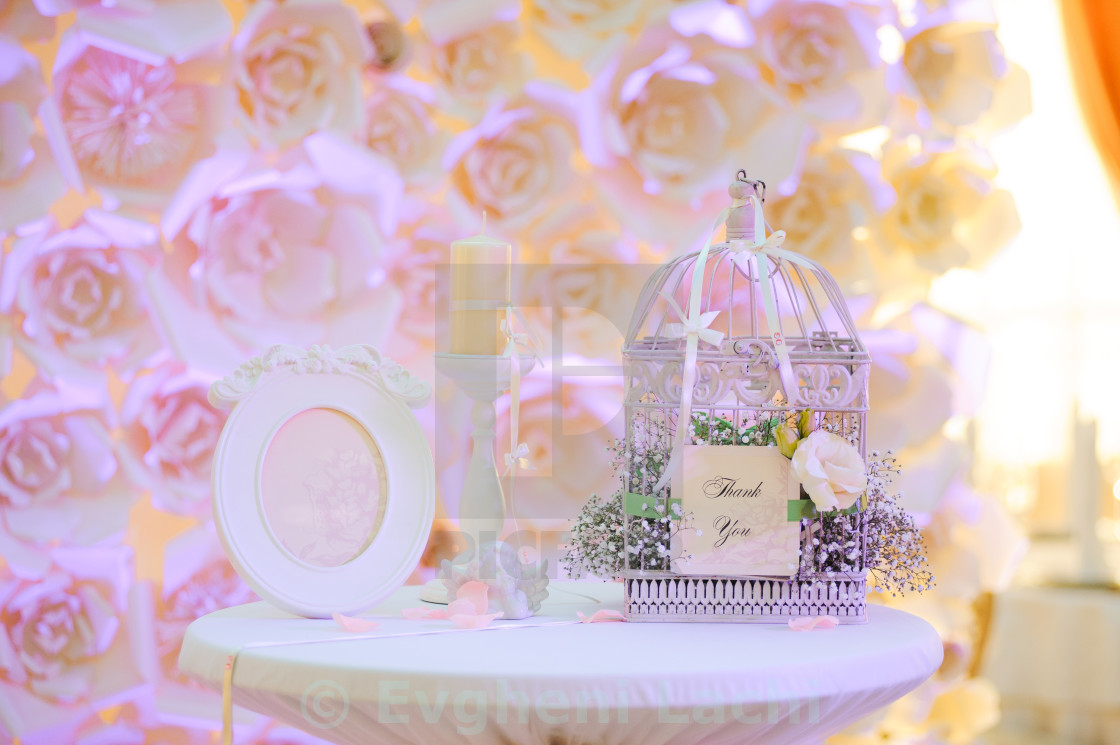 Wedding Decor Birdcage At Restaurant With All Beauty And Flowers