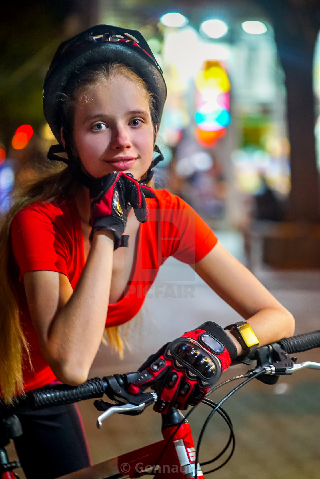 teenage girl bike helmet