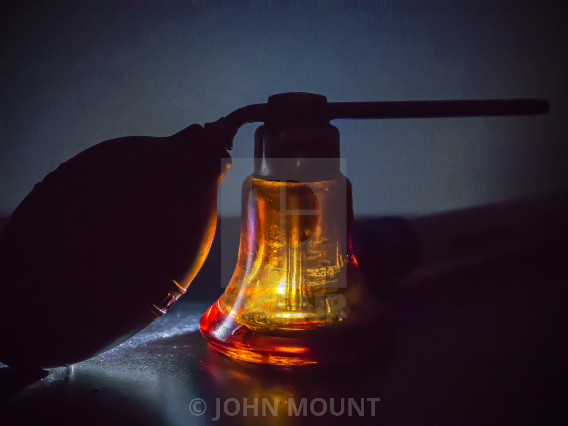 "VINTAGE PERFUME SPRAYER - STILL LIFE STYLE" by JOHN MOUNT - £20.00 "VINTAGE PERFUME SPRAYER - STILL LIFE STYLE" stock image