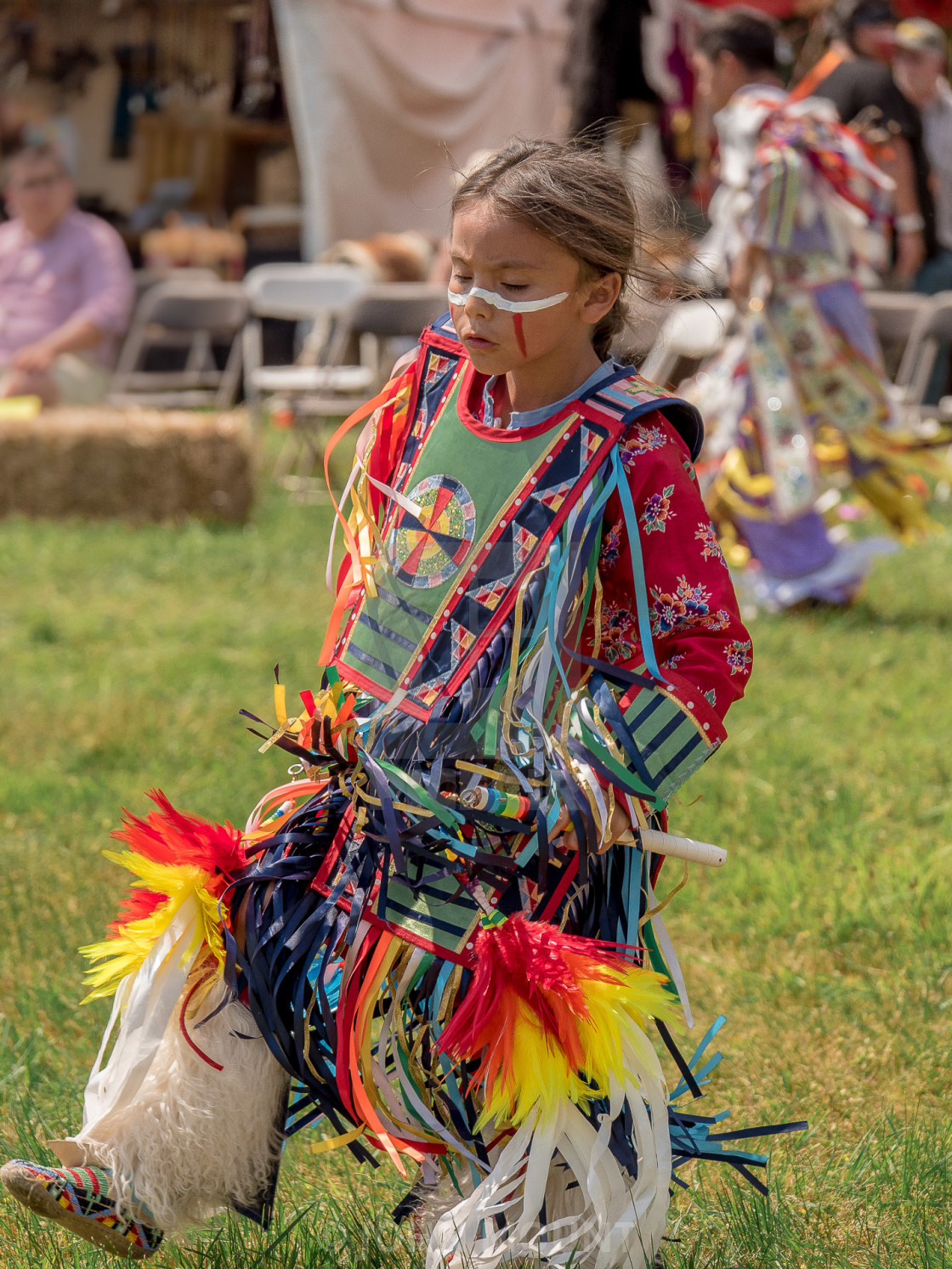 "YOUNG NATIVE AMERICAN GIRL DANCING" by JOHN MOUNT - £20.00 "YOUNG NATIVE AMERICAN GIRL DANCING" stock image