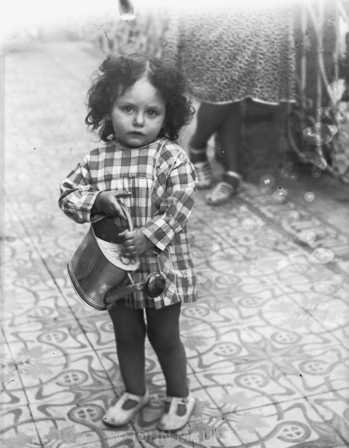 "VINTAGE PORTRAIT OF A YOUNG GIRL" by JOHN MOUNT - £20.00 "VINTAGE PORTRAIT OF A YOUNG GIRL" stock image