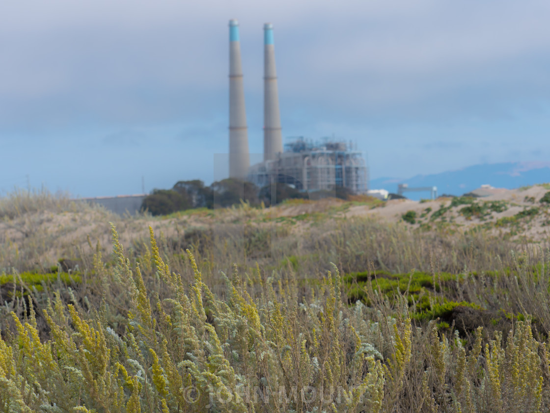 "Duke Energy plant at Moss Landing, California" by JOHN MOUNT - £20.00 "Duke Energy plant at Moss Landing, California" stock image