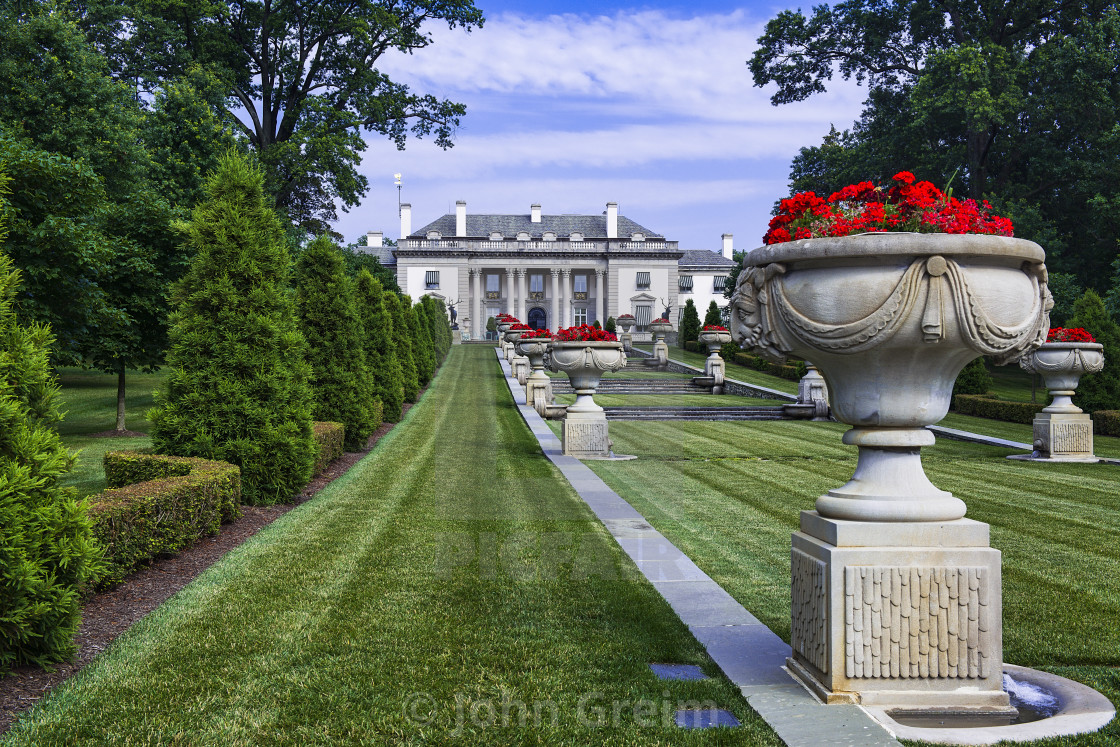 Nemours Mansion And Gardens Wilmington Delaware Usa License