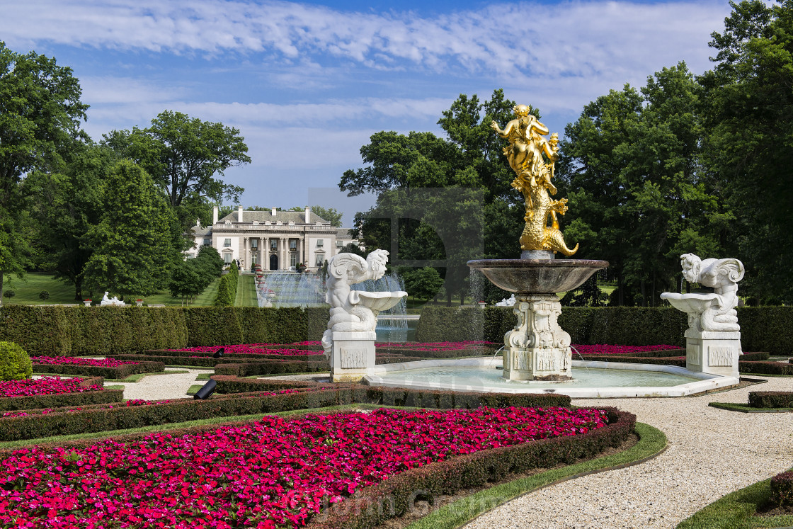 Achievement Statue Nemours Mansion And Gardens Wilmington