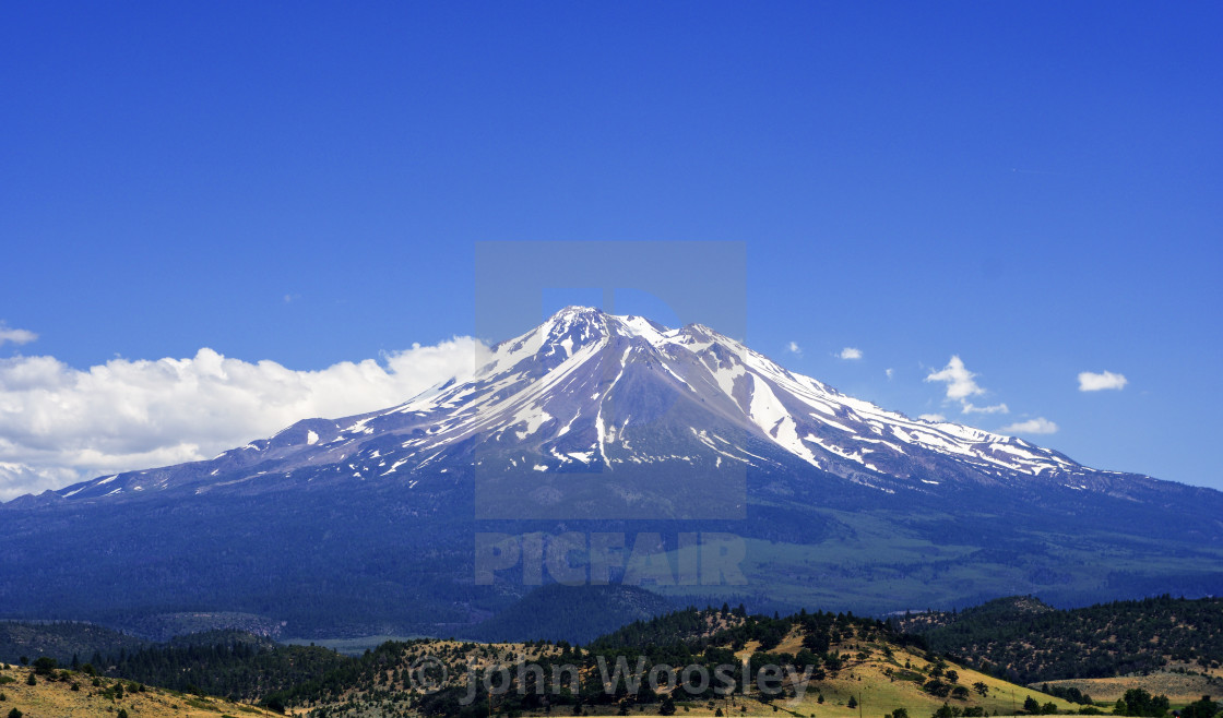 "Mt. Shasta" stock image