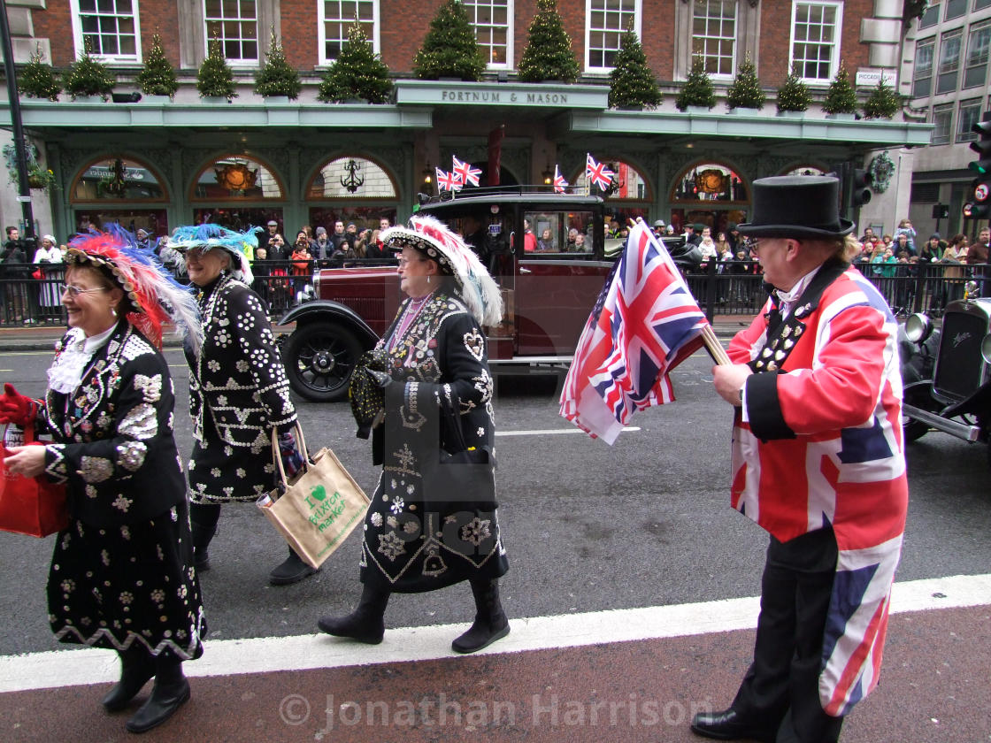 "Pearly King & Queens, New Years Day Parade" by Jonathan Harrison - $12.44 "Pearly King & Queens, New Years Day Parade" stock image