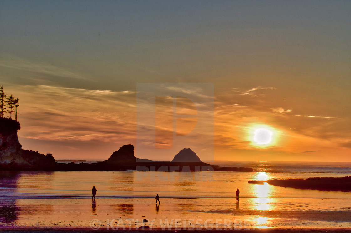 Sunset Silhouette At This Oregon Beach License Download Or