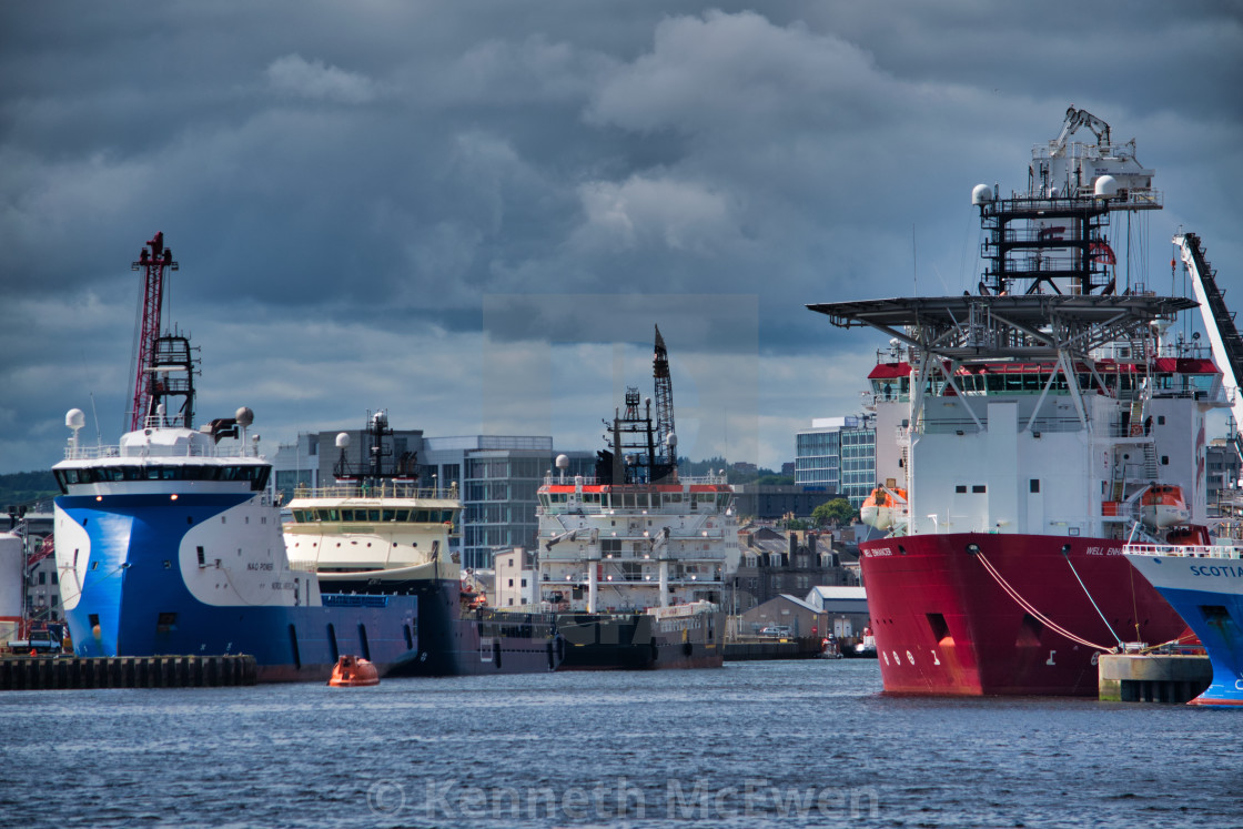 Oil Supply Vessels In Aberdeen Harbour License Download Or