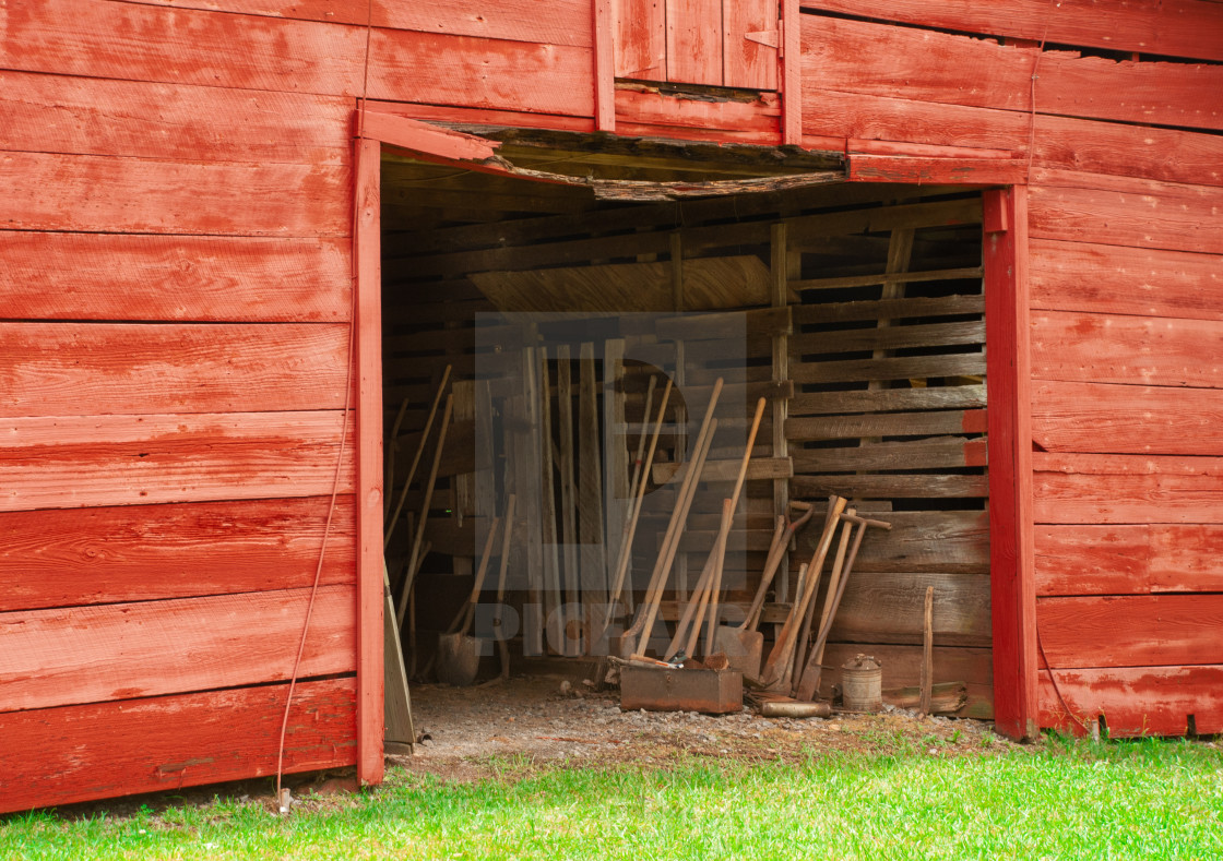 Red Barn And Farming Implements Near Dadeville Alabama License