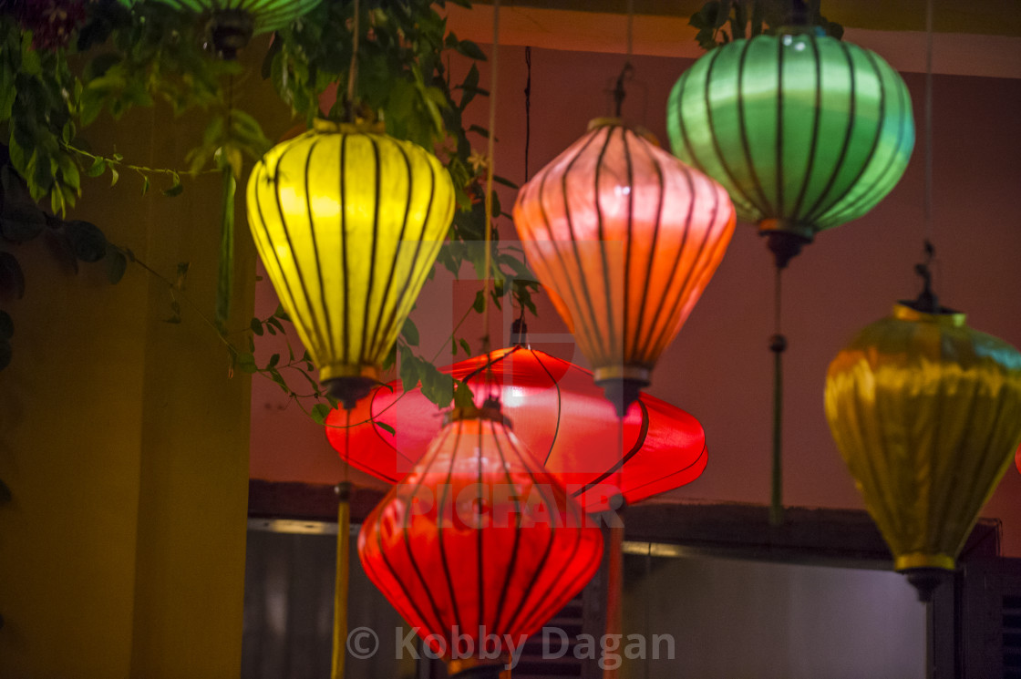 The Hoi An Full Moon Lantern Festival License Download Or Print For 12 40 Photos Picfair