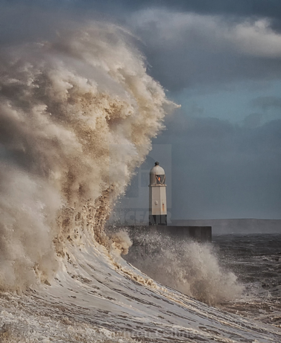 Hurricane Ophelia Hits Porthcawl Pier License Download Or