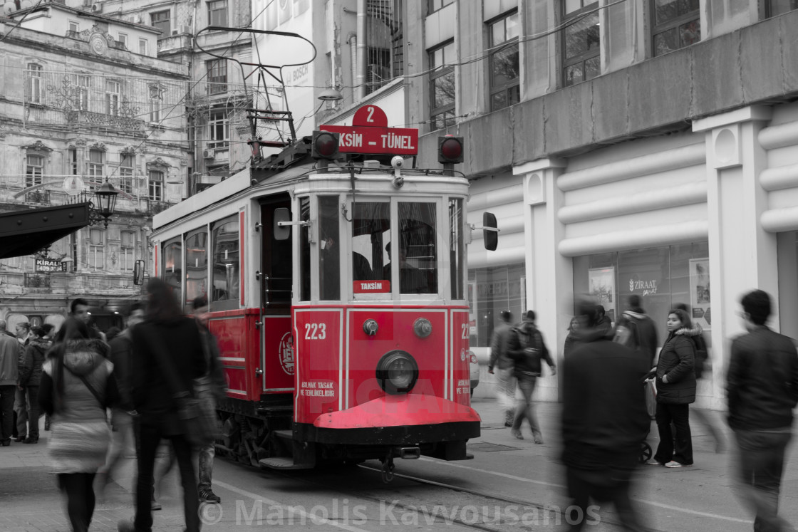 https www picfair com pics 06930335 taksim tunel 2 instambul