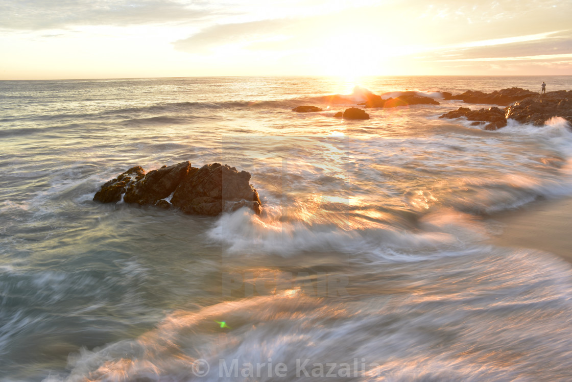 "motion capture moving water waves Pacific Ocean, Baja, Mexico" by Marie Kazalia - £12.40 "motion capture moving water waves Pacific Ocean, Baja, Mexico" stock image