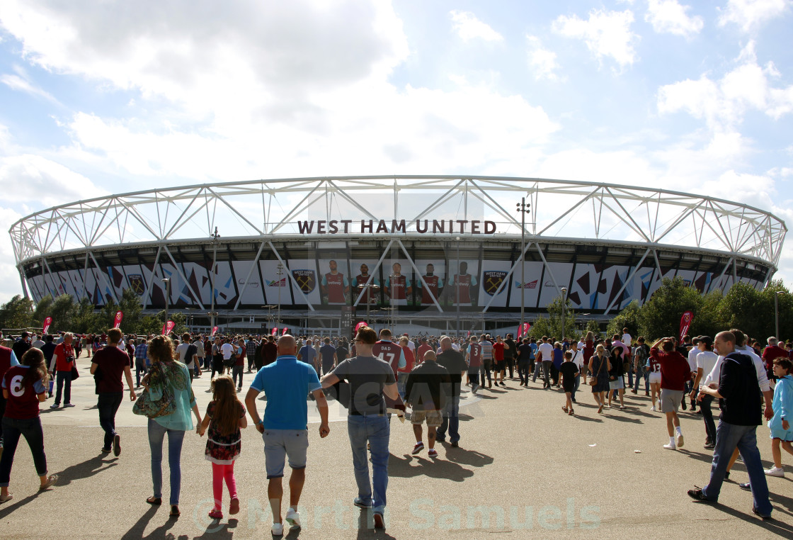 Outside The London Stadium License Download Or Print For 4 96 Photos Picfair