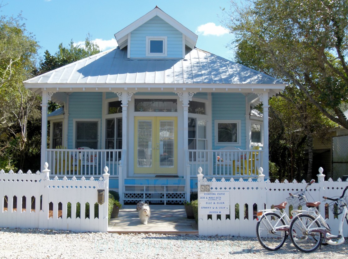 "Cute holiday cottage, Florida" stock image