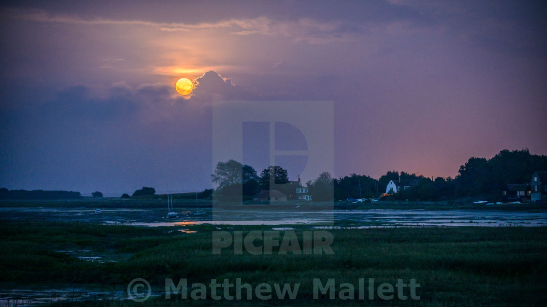 "Harvest Moon Landermere Quay 2016" stock image