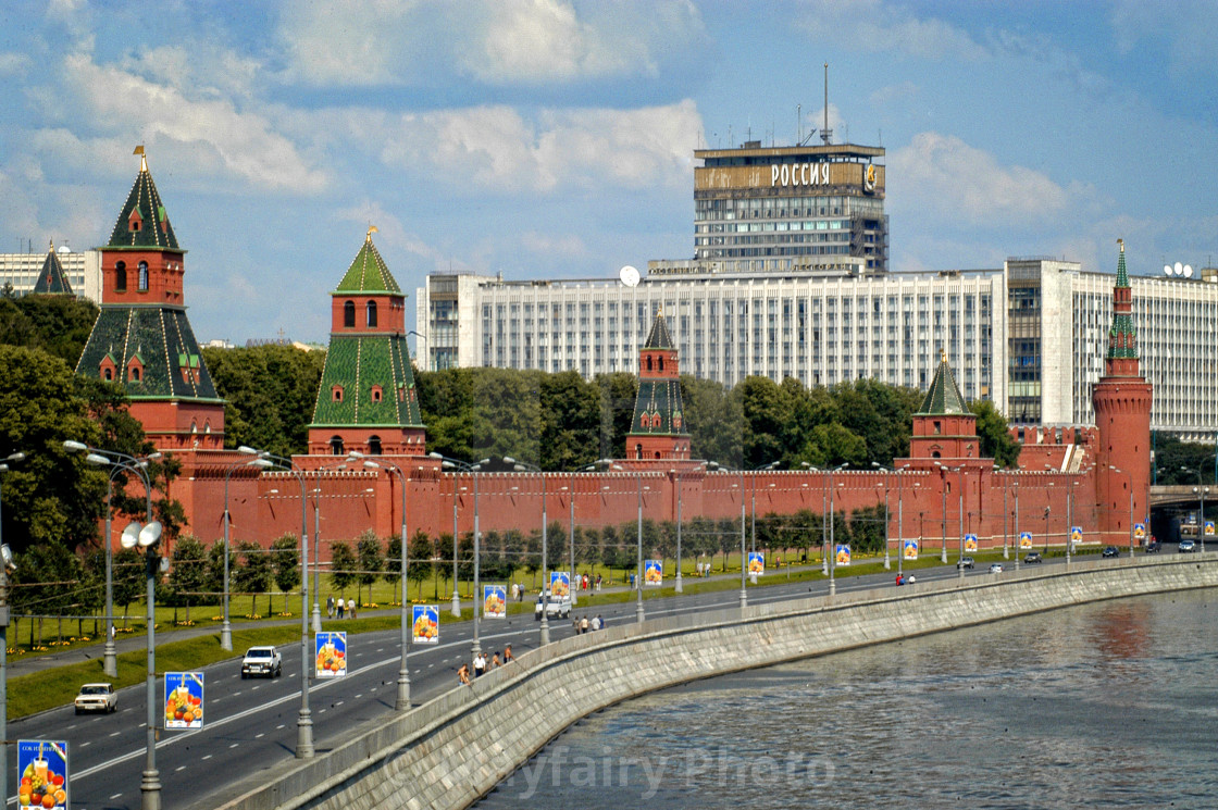 Moscow Kremlin Wall And Russia Hotel License Download Or Print For 12 40 Photos Picfair