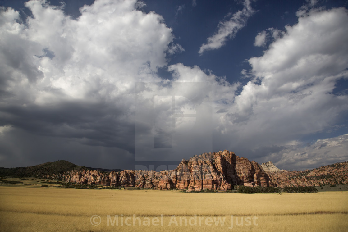 "Zion Cave Valley" stock image