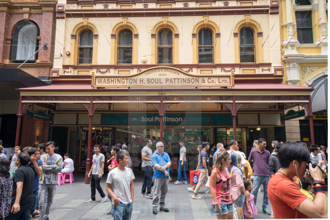sydney crowd of people at sydney cbd december 26 2015 croud of