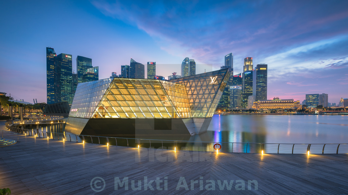 "Singapore: Louis Vuitton" stock image