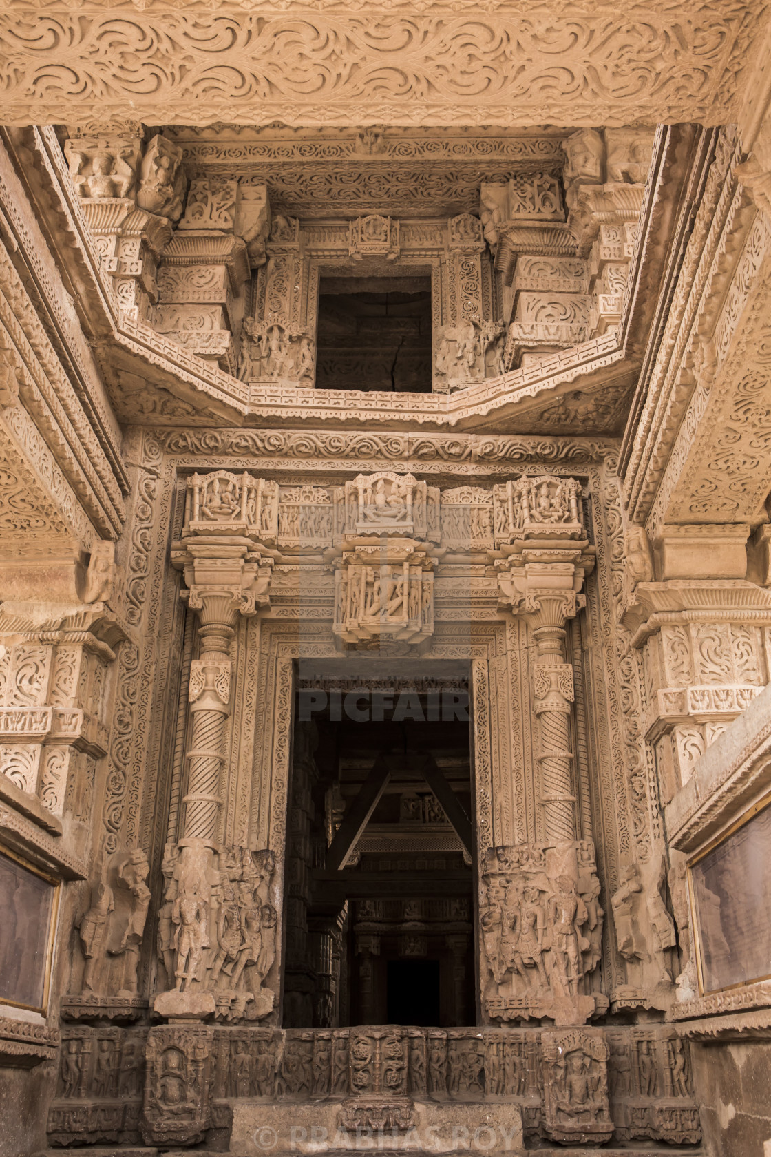Sahastrabahu Temple Or Sas Bahu Ka Mandir Gwalior Madhya Pradesh License Download Or Print For 31 00 Photos Picfair