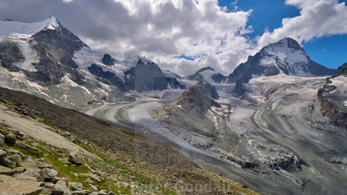 Roc Noir And The High Peaks Above Zinal License Download Or Print For 18 60 Photos Picfair