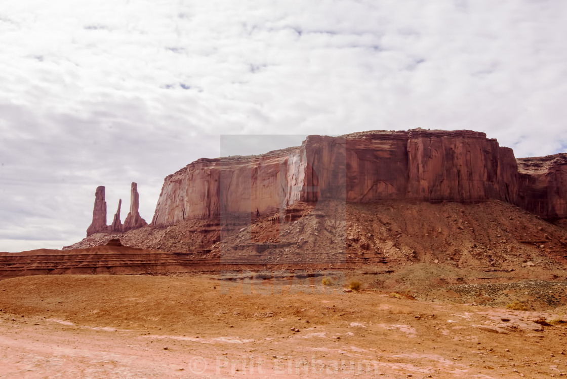 "Needles And Bluff" stock image