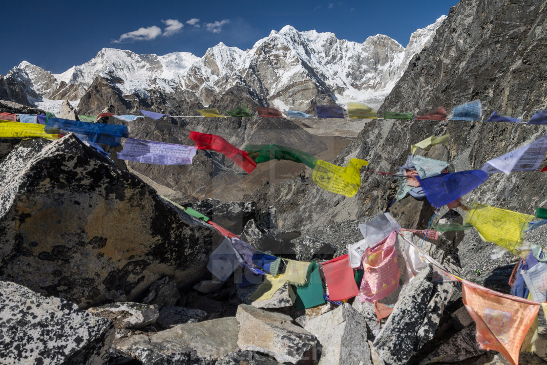 "Kongma La (5529m) - view towards the West. Three Passes Trek, Solukhumbu, Nepal." stock image