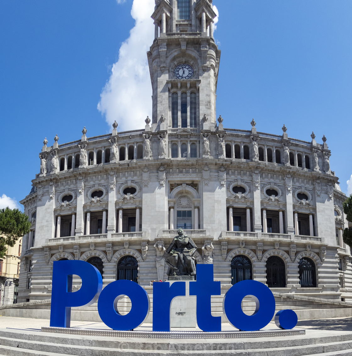 The Town Hall in Porto (Câmara Municipal do Porto), Portugal - License,  download or print for £1.24 | Photos | Picfair