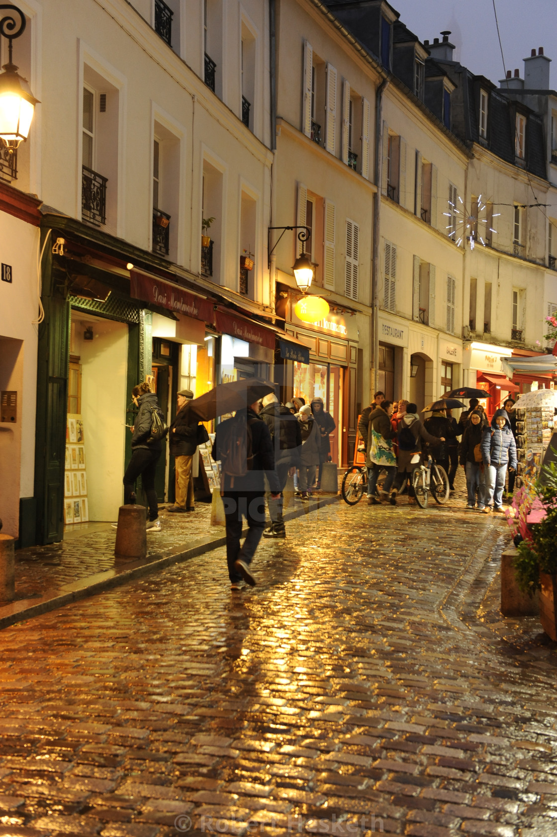 Street scene in Montmartre, Paris - License, download or print for £12. ...