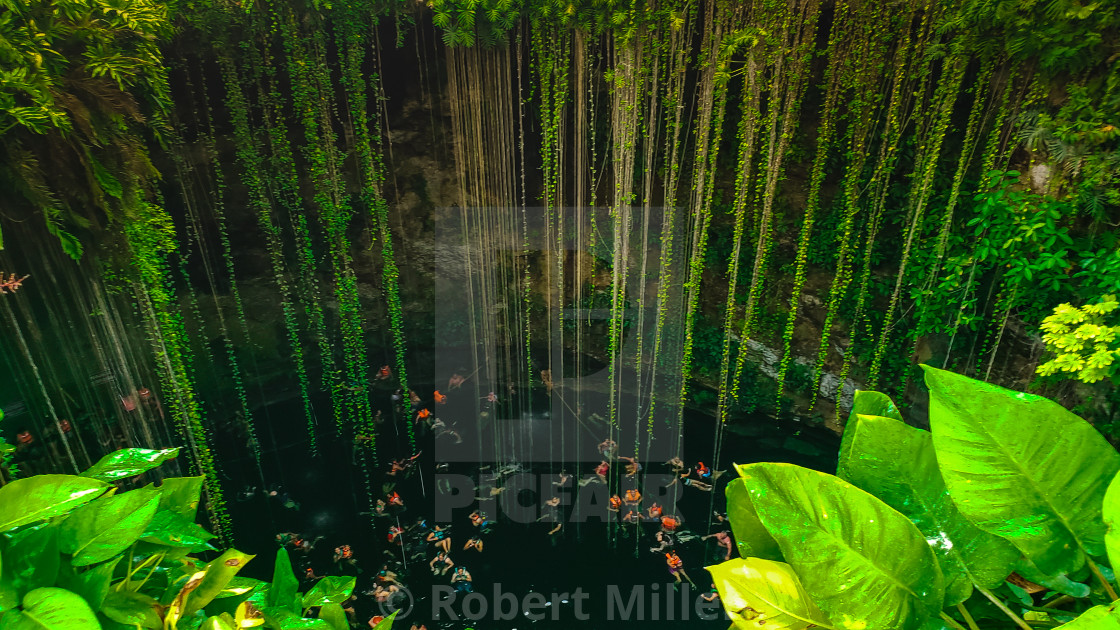 Cenote Ik Kil Chichen Itza License Download Or Print For 12 40 Photos Picfair