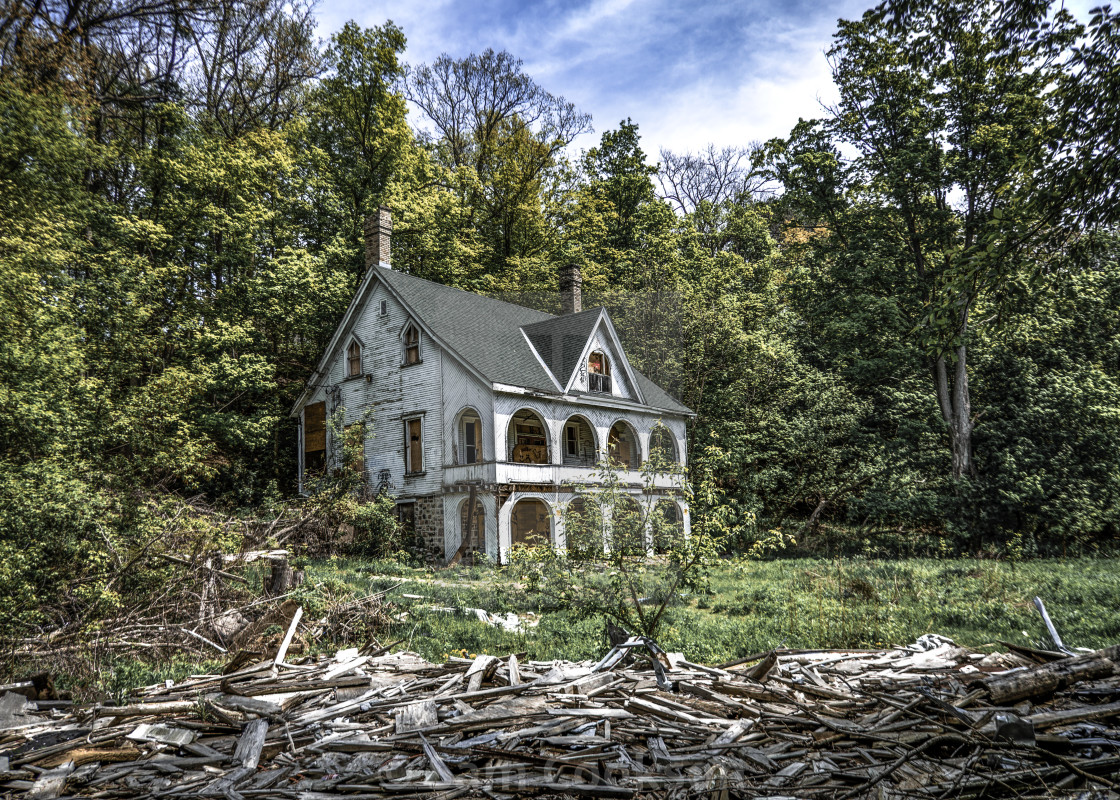 House In The Woods License Download Or Print For 12 40 Photos Picfair