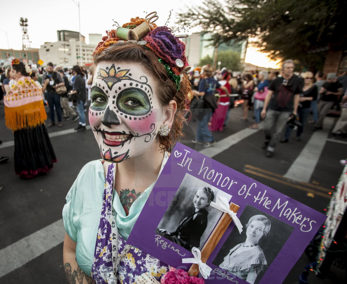 Woman With Sign In Dia De Los Muertos Makeup License Download Or Print For 7 44 Photos Picfair