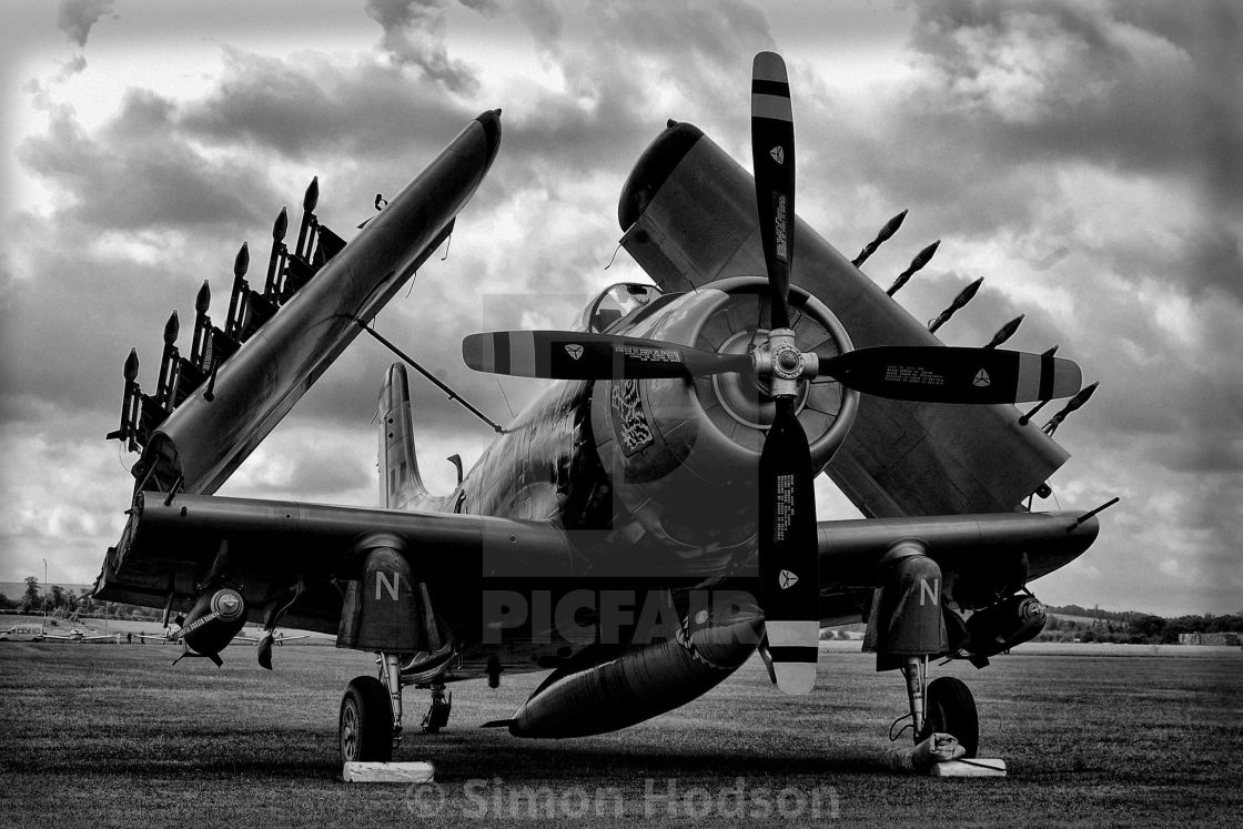 Shot plane. Самолет в воздухе. Pilatus wallpaper. Игры для андроид самолеты стрелялки. Airplane shooter.