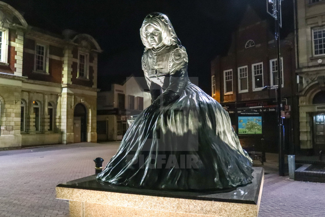 "George Eliot Statue, Nuneaton, Warwickshire" stock image