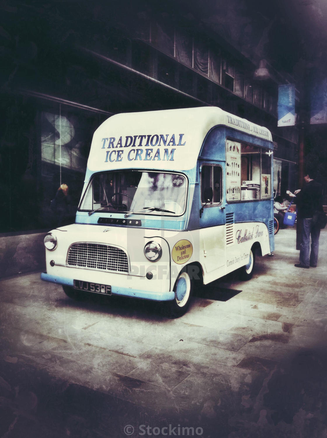 old ice cream van