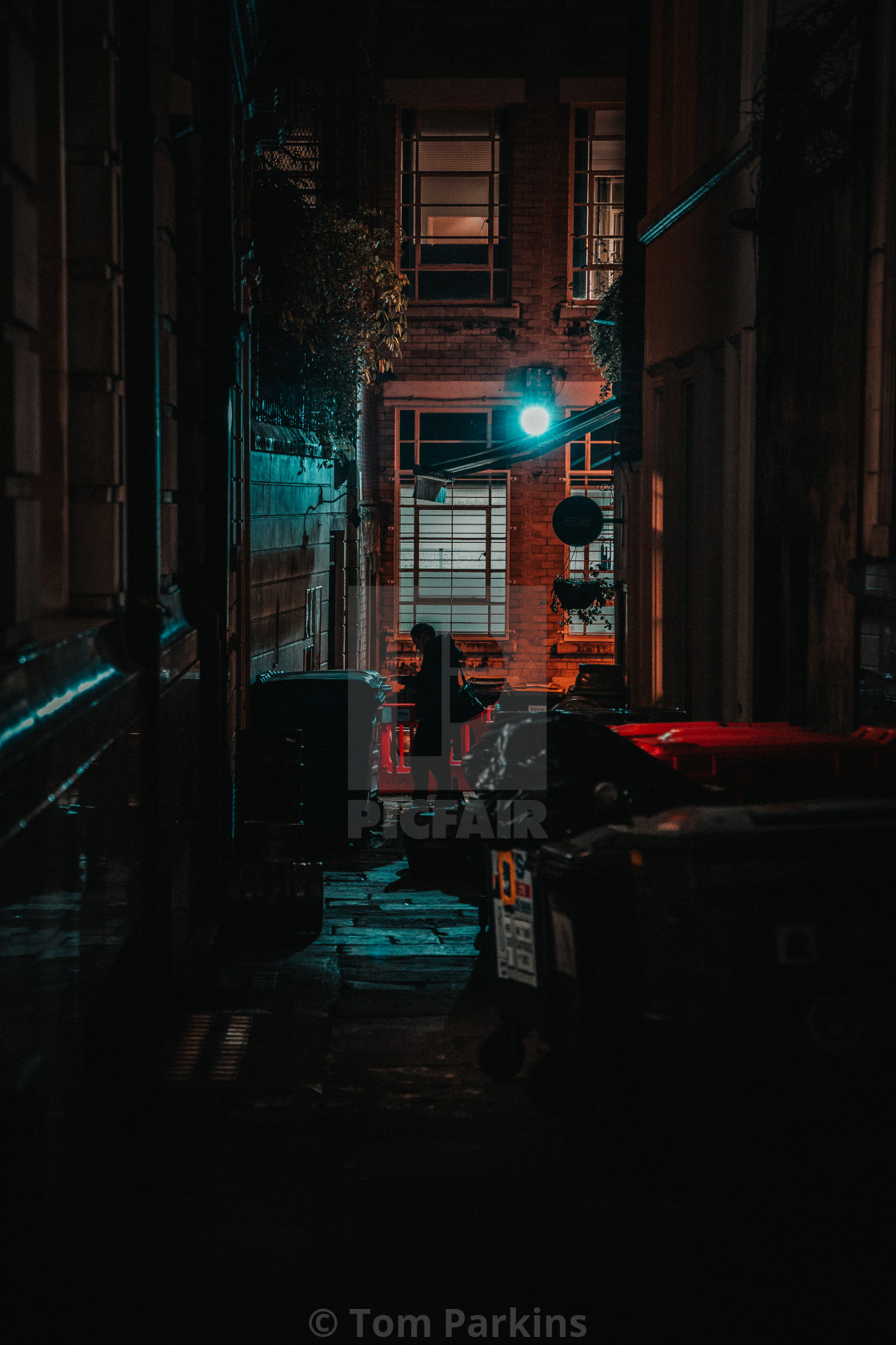 "The man in the alley" by Tom Parkins - £12.40 "The man in the alley" stock image