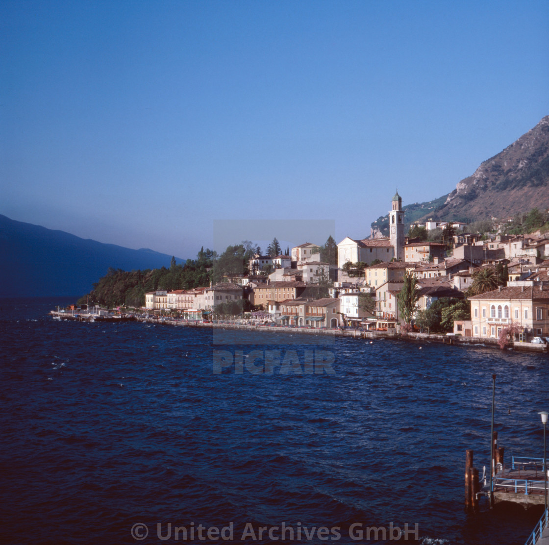 Italien Gardasee Limone License Download Or Print For 18 60 Photos Picfair