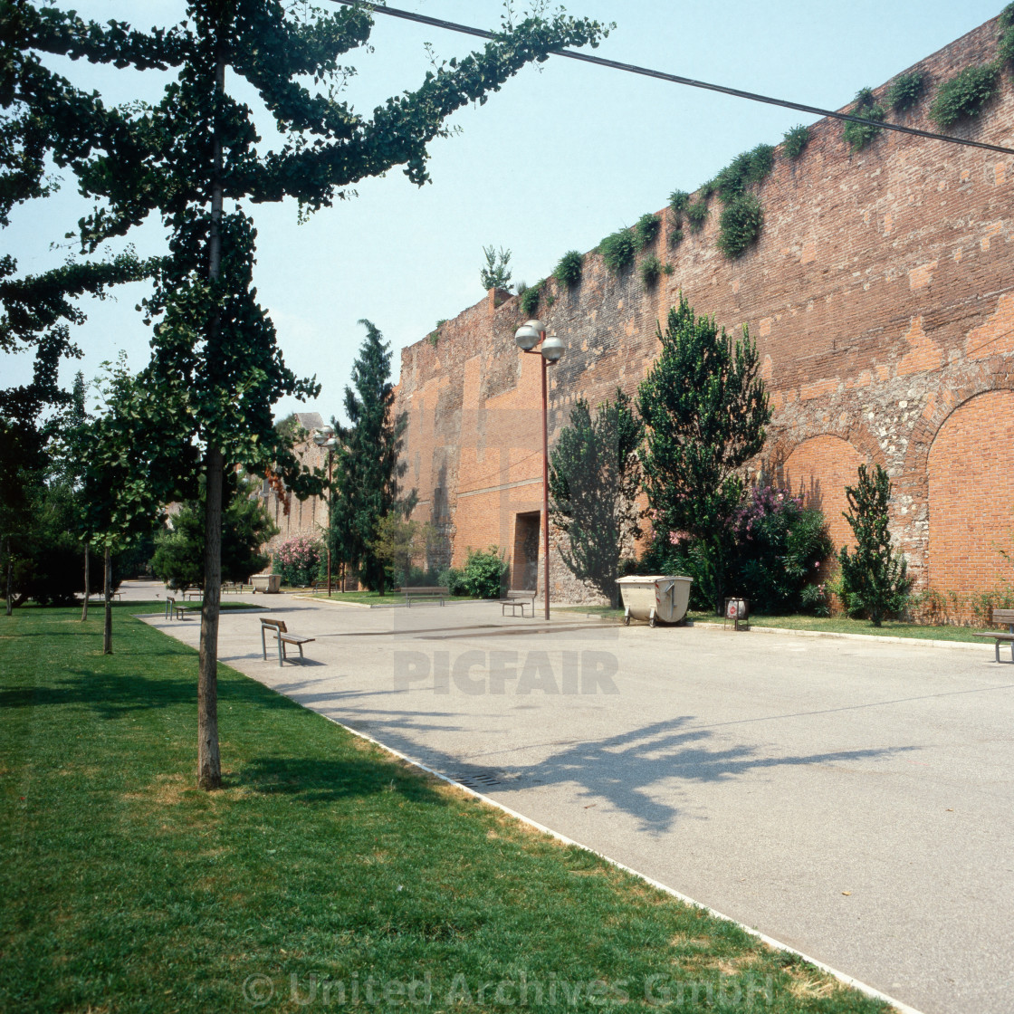 Italien Verona License Download Or Print For 18 60 Photos Picfair
