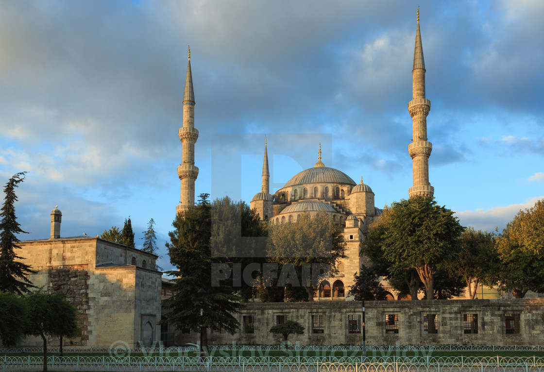 Blue Mosque At Sunrise Istanbul Turkey License Download Or Print For 12 40 Photos Picfair