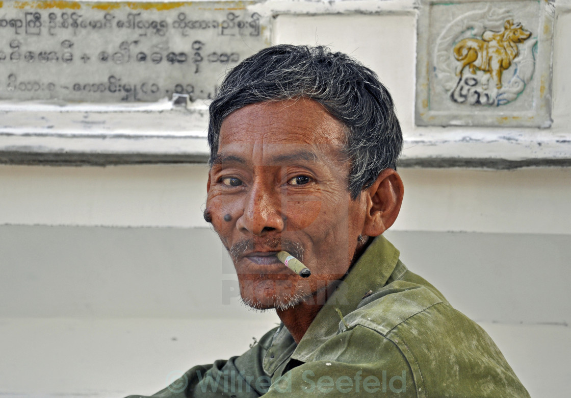 "RESTAURATION WORKER" stock image