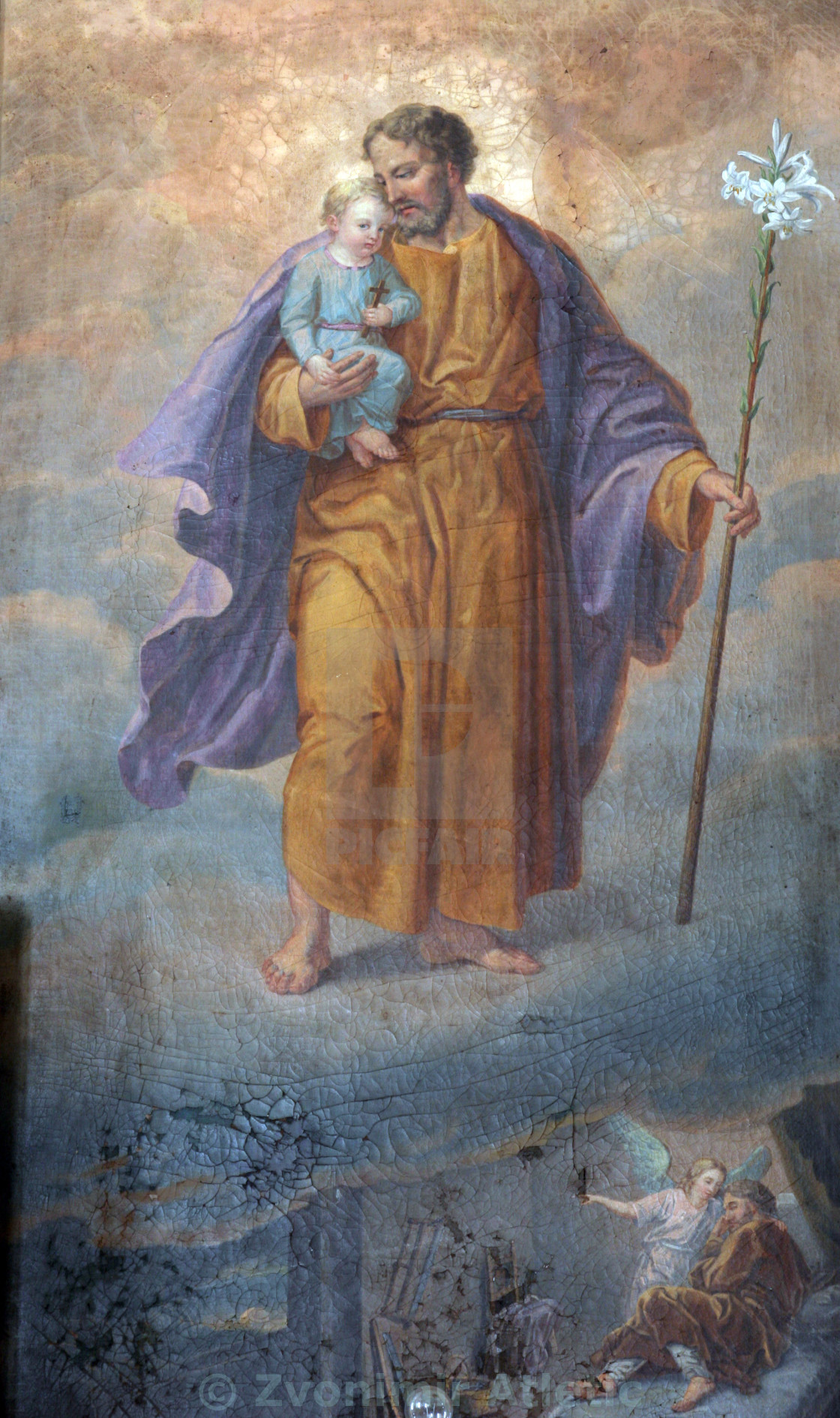 Saint Joseph With Child Jesus License Download Or Print For 6 20 Photos Picfair Photos couvertes par les droits d'auteurs de leurs proprietaires. https www picfair com pics 02585701 saint joseph with child jesus